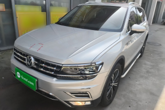 大众 途观L 2017款 330TSI 自动两驱旗舰版