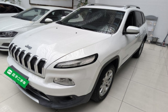 Jeep 自由光 2017款 2.0L 优越版