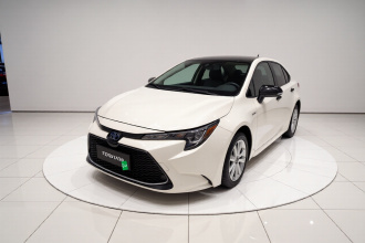 丰田 雷凌 2021款 双擎 1.8H E-CVT豪华版