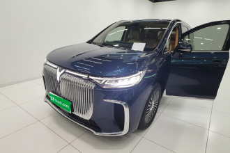 岚图汽车 岚图梦想家 2025款 PHEV 四驱旗舰鲲鹏版