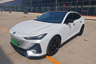 长安UNI-V 2023款 1.5T 尊贵型