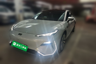 吉利银河 银河E8 2024款 665km 后驱星舰 远航版