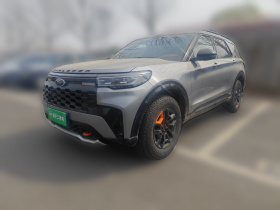 福特 探险者 2024款 2.3T EcoBoost 昆仑巅峰版 6座
