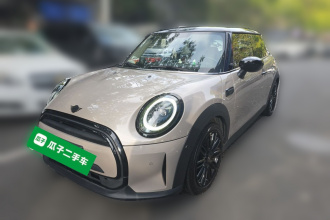 MINI 2022款 1.5T COOPER 艺术家
