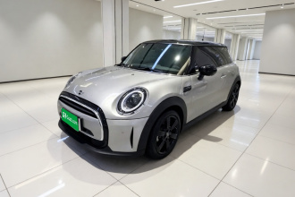 MINI 2023款 改款 1.5T COOPER 艺术家