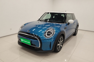 MINI 2022款 改款 1.5T COOPER 艺术家