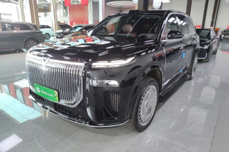 岚图汽车 岚图泰山 2026款 Max+