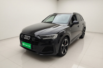 奥迪Q7 2021款 55 TFSI quattro S line尊贵型