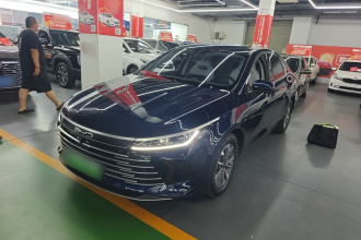 比亚迪 驱逐舰05 2024款 荣耀版 DM-i 55KM 豪华型