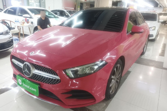 奔驰A级 2021款 A 200 L 运动轿车时尚型