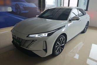 长安 逸动 2025款 蓝鲸 1.5T 500Bar尊贵型