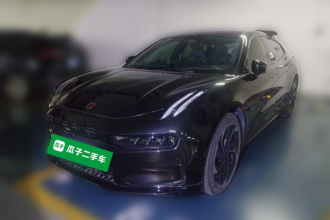 极氪001 2022款 长续航双电机 WE版