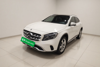 奔驰GLA 2018款 GLA 200 动感型