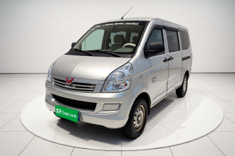 五菱汽车 五菱荣光S 2021款 1.2L基本型7座LSI