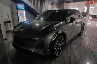 极氪X 2023款 后驱YOU版 4座