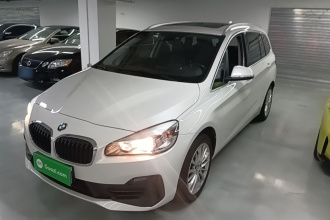 宝马2系多功能旅行车 2018款 220i 领先型