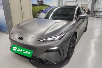 吉利银河 银河E8 2024款 665km 后驱星舰 远航版