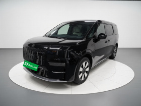 极氪009 2024款 七座过道版四驱 108kWh