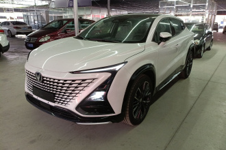 长安UNI-T 2023款 第二代 1.5T 尊贵型