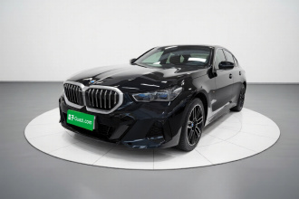 宝马5系 2025款 530Li 领先型 M运动套装