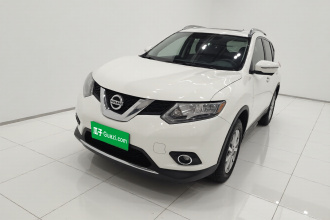 日产 奇骏 2014款 2.5L CVT豪华版 4WD