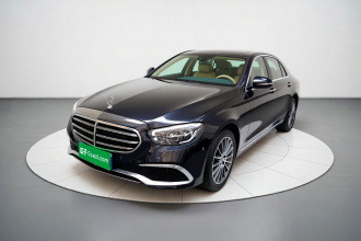 奔驰E级 2022款 E 260 L