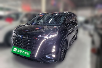 腾势D9 2024款 DM-i 980 四驱尊荣型