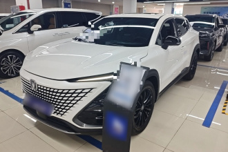 长安UNI-T 2022款 1.5T 卓越型