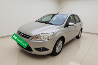 福特 福克斯 2013款 三厢经典 1.8L 手动基本型