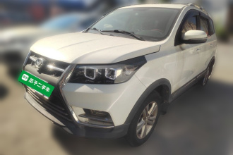 北汽幻速S3 2016款 S3L 1.5L 手动尊贵型