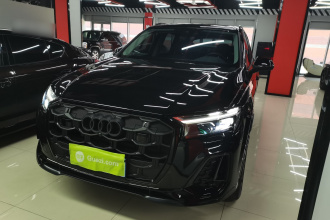 奥迪Q7 2025款 45 TFSI quattro S line黑武士型