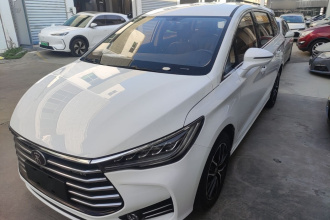 比亚迪 宋MAX 2017款 1.5T 自动智联豪华型 7座