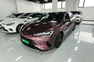 比亚迪 海豹 2023款 DM-i 1.5T 121km 尊荣型