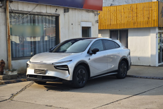 小鹏G7 2025款 702 超长续航 Ultra