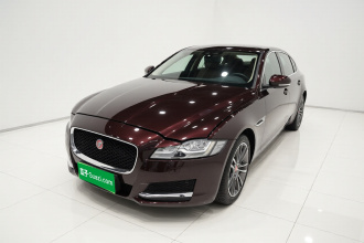 捷豹XFL 2018款 XFL 2.0T 250PS 豪华版