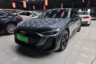 奥迪A5L 2026款 2.0T 运动版 Plus