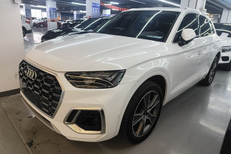 奥迪Q5L 2021款 45 TFSI 豪华动感型
