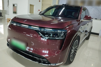 鸿蒙智行 问界M8 2025款 增程 Ultra版 53.4kWh 5座版 (192线激光雷达）