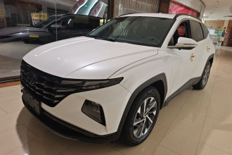 现代 2023款 途胜L 1.5T 自动两驱GLX精英版
