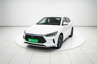比亚迪e2 2021款 豪华型