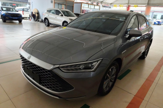 比亚迪 秦PLUS 2024款 荣耀版 DM-i 55KM领先型