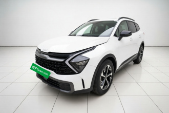 起亚 狮铂拓界 2023款 1.5T 两驱尊贵版