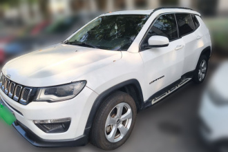 Jeep 指南者 2017款 200T 自动家享四驱版