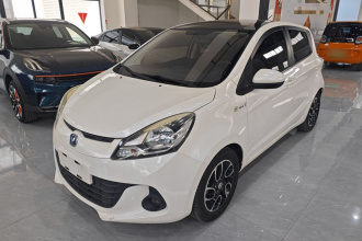 长安 奔奔 2014款 1.4L IMT尊贵天窗型