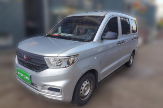 五菱汽车 五菱宏光V 2021款 1.5L劲取版LAR