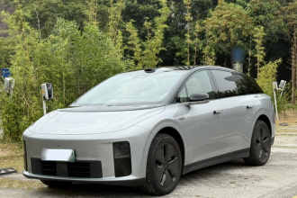 理想汽车 理想i6 2025款 两驱标准型