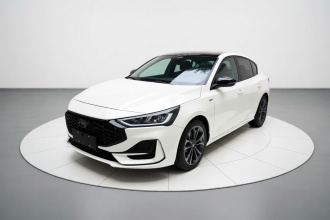 福特 福克斯 2022款 三厢 EcoBoost 180 自动ST Line