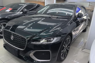 捷豹XFL 2024款 2.0T P250 两驱尊享豪华版