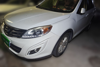 广汽传祺 传祺GS5 2014款 2.0L 自动两驱超享版