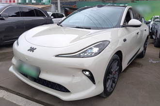 智己汽车 智己LS6 2025款 灵蜥智驾版